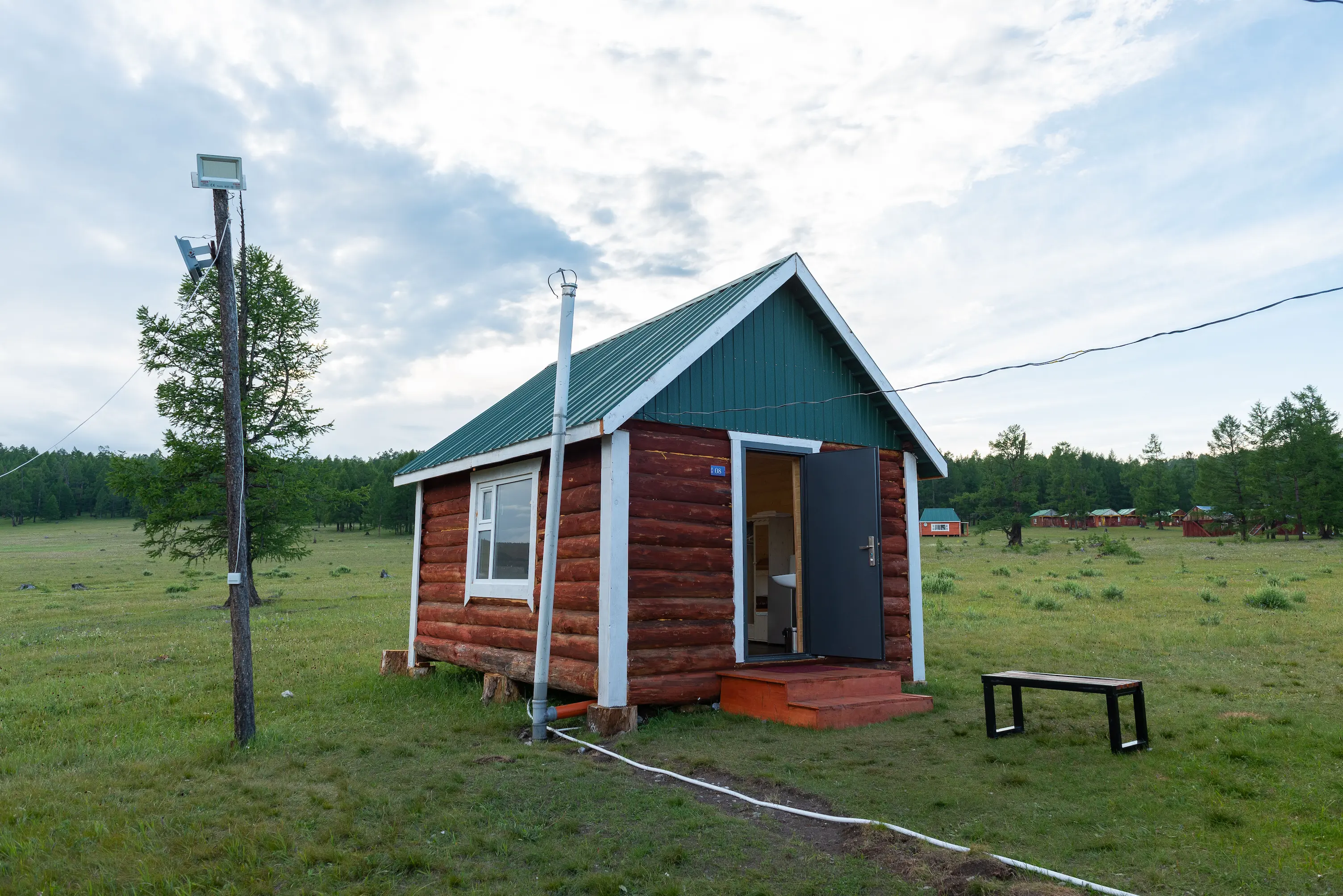 Quad Electric Cabin